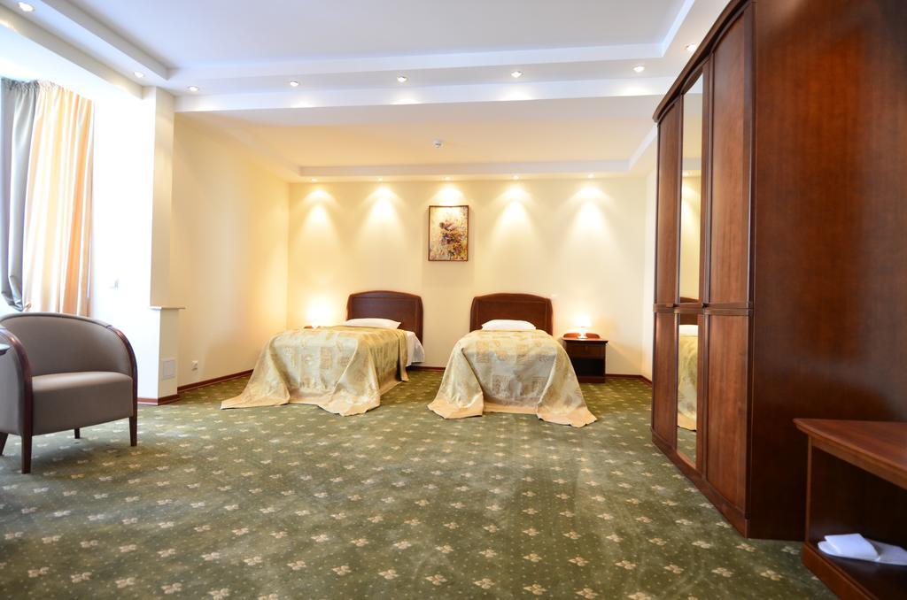 Platinum Hotel Κισινάου Εξωτερικό φωτογραφία