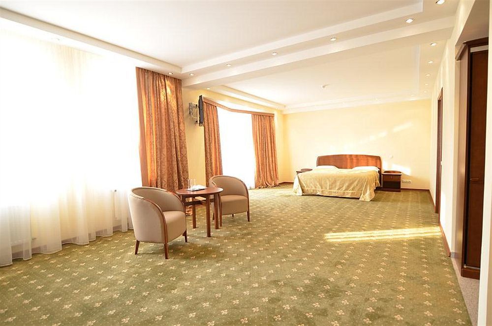 Platinum Hotel Κισινάου Εξωτερικό φωτογραφία